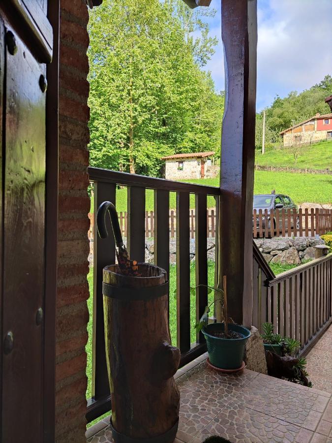 Apartamentos Rurales La Caviana Onís Esterno foto