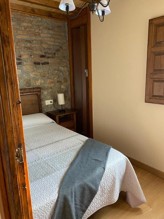 Apartamentos Rurales La Caviana Onís Esterno foto