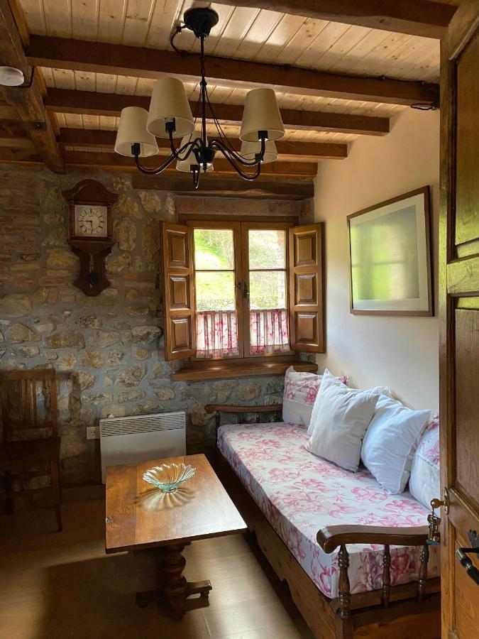 Apartamentos Rurales La Caviana Onís Esterno foto