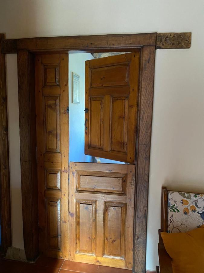 Apartamentos Rurales La Caviana Onís Esterno foto
