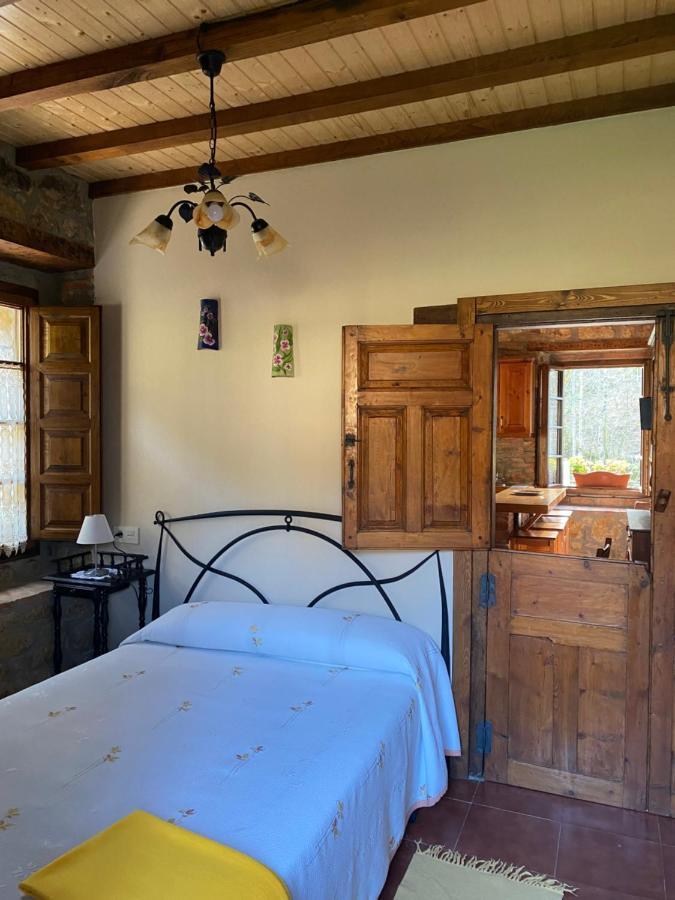 Apartamentos Rurales La Caviana Onís Esterno foto