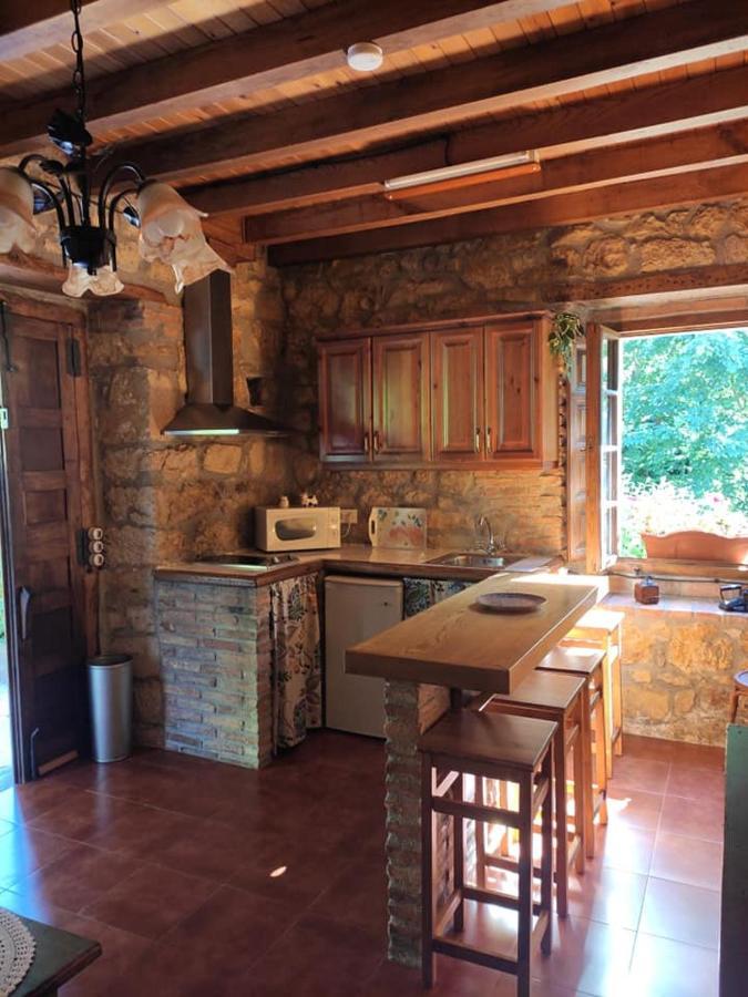Apartamentos Rurales La Caviana Onís Esterno foto